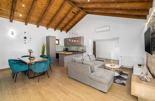 Oklaj Villa | New! Promina luxury villa with 72sqm Heated Pool, Jacuzzi, Infrared Sauna, Tennis court, Media room