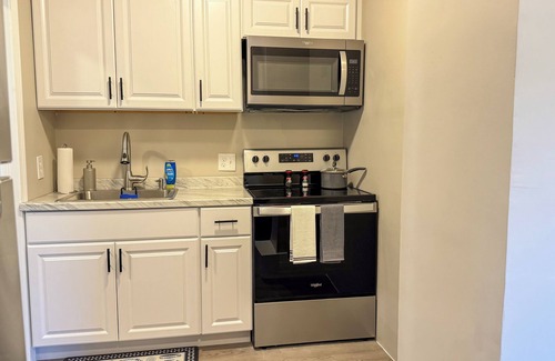 West Lebanon Apartment | New Remodel - Mins to DHMC & Hanover - Explore NH