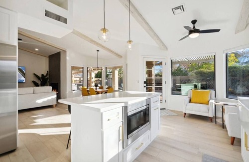 Tempe House | NEW Remodeled Tempe Pool Home!