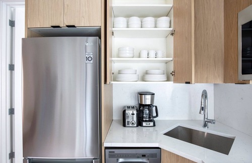Ukrainian Village Apartment | New Reno East Village 2BR w/W/D, nr Union Sq, by Blueground