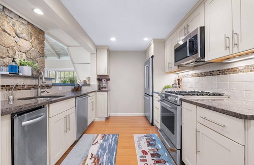 Mashpee House | New Seabury Home w/golf course view. Salted heat pool & mins to the beach!