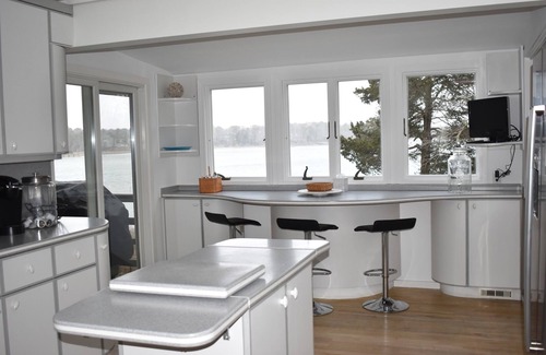 Summersea House | New Seabury Water Front Home With Dock