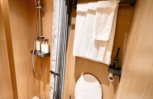 Tsim Sha Tsui Apartment | [New Serviced Apartment] modern & cozy - Unit E