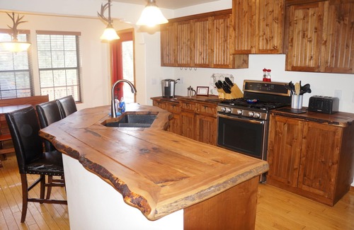 Kachina Village Cabin | NEW! Ski+Golf+Fishing! Cabin with fire pit, billiards, air conditioning, views!