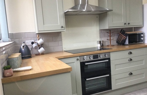 Quarnford House | NEW Sleeps 8 or 10, Peak District, Nr Buxton