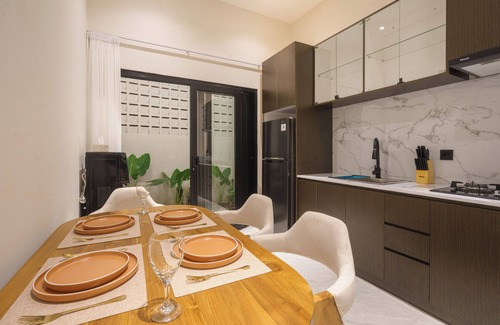 Kuta Villa | NEW Smart Villa 2-bedroom in cool Kuta with pool, AC, WiFi, Alexa