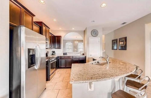 Loughman Villa | NEW! Spacious 5-Bedroom Resort Pool Home with Lake View