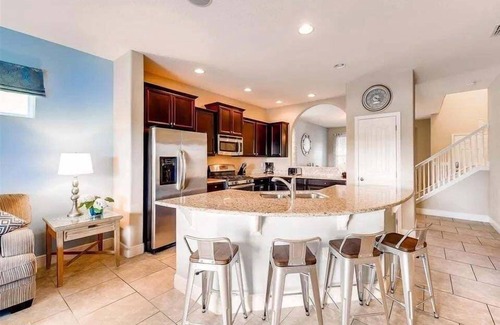 Loughman Villa | NEW! Spacious 5-Bedroom Resort Pool Home with Lake View