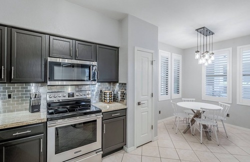 Kierland Condo | *New~Special* Greenside 9~Community Pool~HotTub ~ Fitness center ~ Golf Retreat