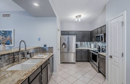Kierland Condo | *New~Special* Greenside 9~Community Pool~HotTub ~ Fitness center ~ Golf Retreat