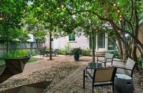 Faubourg Lafayette House | New! Stately Home w Modern Flair Centrally Located