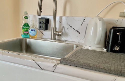 Charlottesville House | NEW Stay at Cozy Woodside Retreat