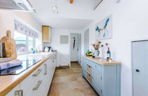 Wollerton Cottage | NEW! Stunning Cottage, Ideal for Families & Groups