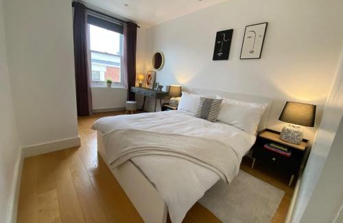 Fulham Broadway Apartment | New stylish Fulham apartment - 2 bed
