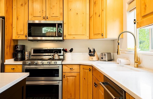 Park City House | *new* Summer at SunPeak - Hiking, Lounging, Park City Luxury Living