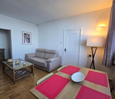 Gibraltar Apartment | New Sunrise Beachfront Apartment, 4 Guest, Over 50s only