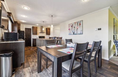 Port Clinton House | NEW! Sunsets & Serenity: Port Clinton Waterfront Stay