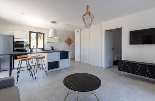 Algajola Apartment | New T2 first floor apartment, a few meters from the beach