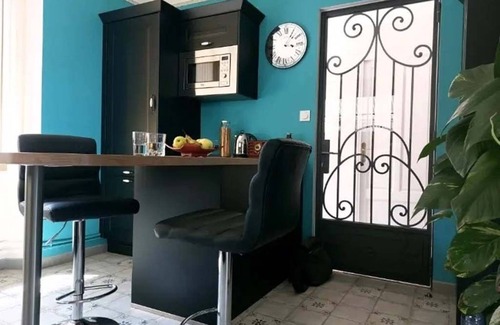 Banne House | New 'The pretty house in Banne' 3 rooms, heated swimming pool, wifi, quiet