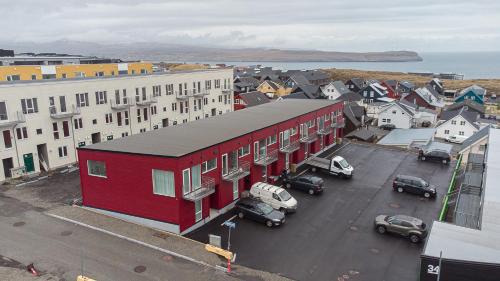 Hoyvik Apartment | New Three Bedroom Townhouses with Sea View