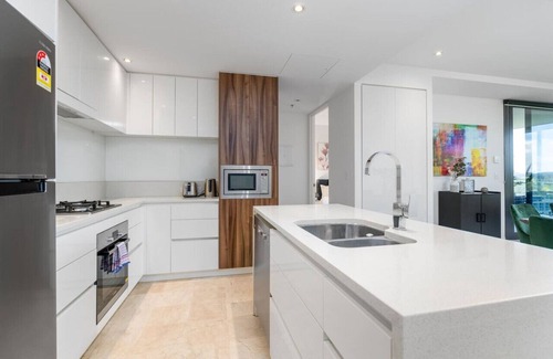 City East Apartment | New to VRBO: Fabulous 2BR/2BA Apartment in the Central District