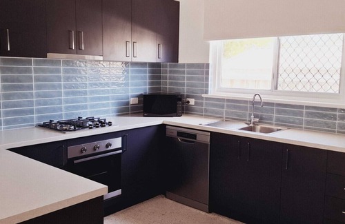 Rockingham Apartment | New to VRBO: Inviting Stay in Rockingham City Centre