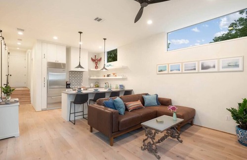 Greater South River City House | NEW to VRBO - Modern Mediterranean Home with Rooftop Deck Views