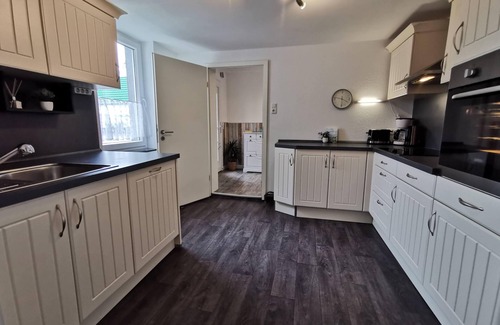 Woehrden House | NEW vacation home near the North Sea with sauna near the North Sea up to 10p. with dog