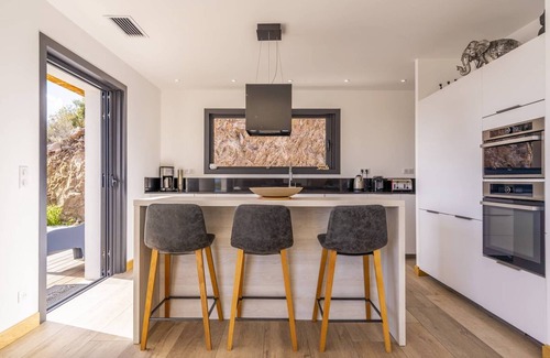 Porto-Vecchio House | NEW Villa sea view 4 bedrooms HEATED SWIMMING POOL