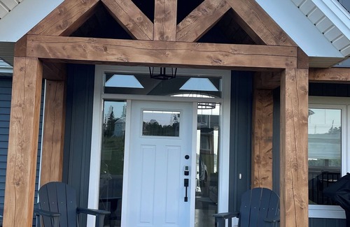 French River Cottage | NEW waterfront cottage, gorgeous views of the Sou'West River, minutes to beaches