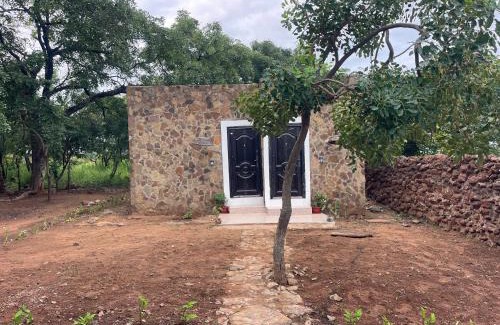 Larabanga Hotel | New Watergate Lodge, Mole Park