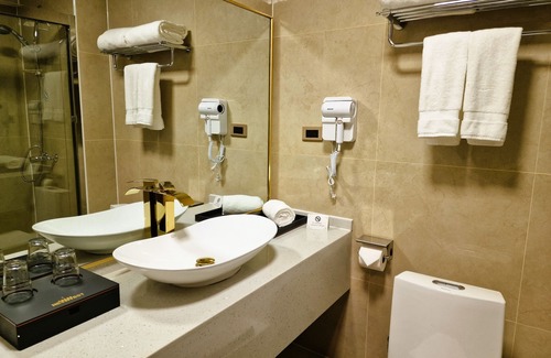 Bayangol Hotel | New West Hotel