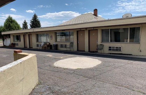 Panguitch Hotel | New Western Motel