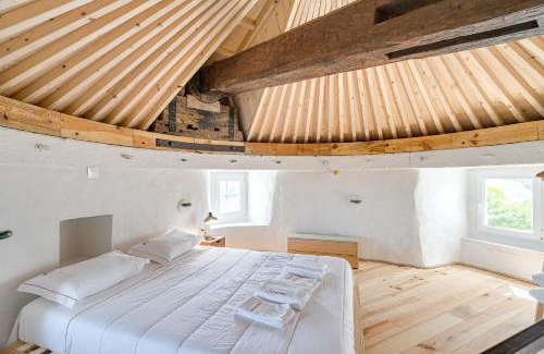 Mafra Ski Chalet | NEW! Windmill in the midst of nature