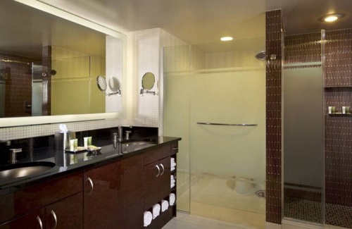 Las Vegas Apartment | New Years Eve from 50-stories Above the Fabulous Las Vegas Strip!