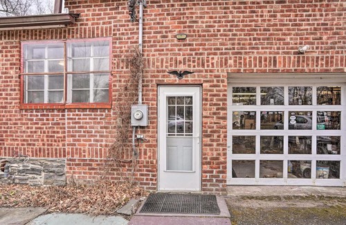 Saugerties Apartment | New York Vacation Rental with Smart TVs and Cable
