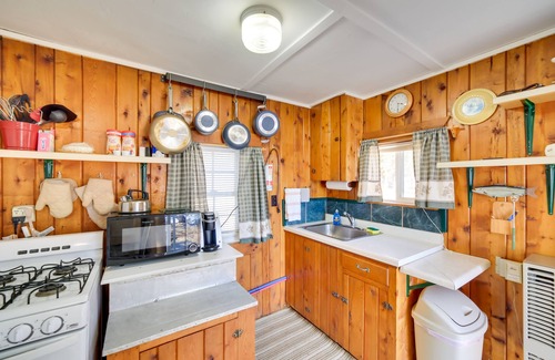 Newberry Apartment | Newberry Vacation Rental w/Muskallonge Lake Views