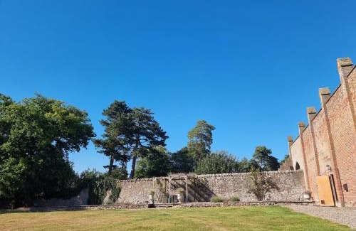 Lugwardine House | Newcourt Manor
