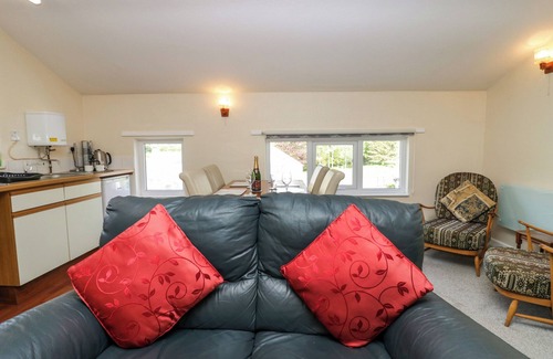 Broughton in Furness Cottage | NEWFIELD APARTMENT 1, pet friendly in Broughton-In-Furness
