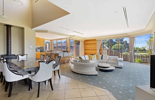 Newhaven House | NEWHAVEN BLISS Pets allowed