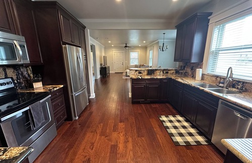 Sutter Creek House | Newley remodeled house one block from Central Main Street
