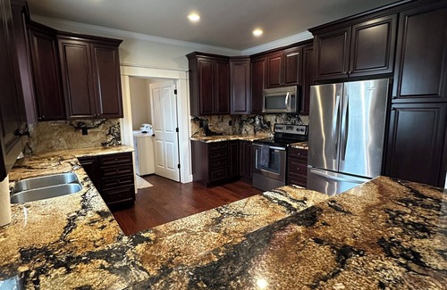 Sutter Creek House | Newley remodeled house one block from Central Main Street