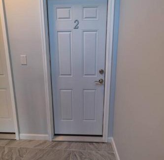 Schenectady Apartment | Newly 5 Star 3 Beds 1 Bath ideal Short term rental