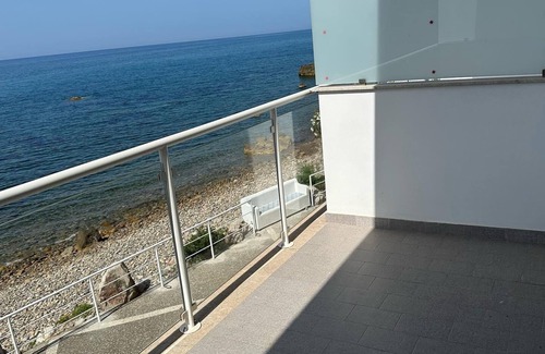 Caronia Apartment | Newly built apartments overlooking the sea 10 mt spectacular view