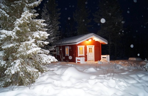 Arvidsjaur House | Newly built holiday home with boat in the wilderness