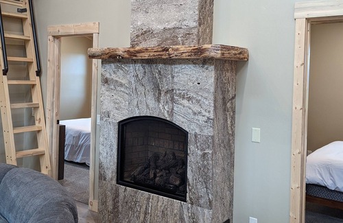 Parshall House | Newly Built House with Amazing Views and Close to Henderson Mill