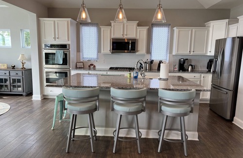 Lexington House | Newly Built Lake Front Coastal Home. Water Views From Every Room in Lexington