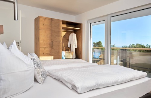 Bitzenhofen Apartment | Newly built, modern 3-room luxury apartment near Lake Constance