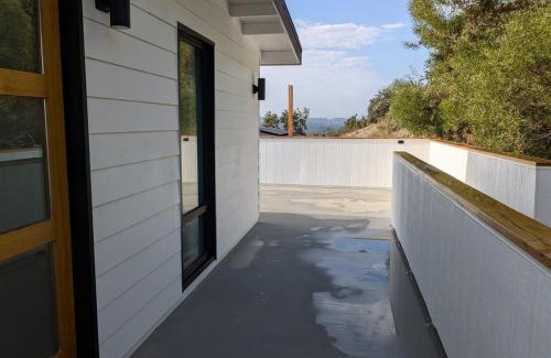 Encinitas Apartment | Newly Built, secluded, and tranquil Nest in Olivenhain