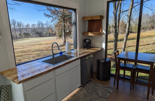 Hopkinsville House | Newly built Tiny Home in a peaceful setting with lovely views!